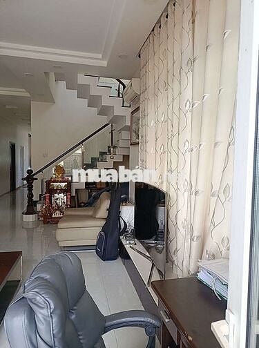 Bán Đất + Nhà ở Tổ 70-71 đường Phạm Hùng Thành Phố Vĩnh Long