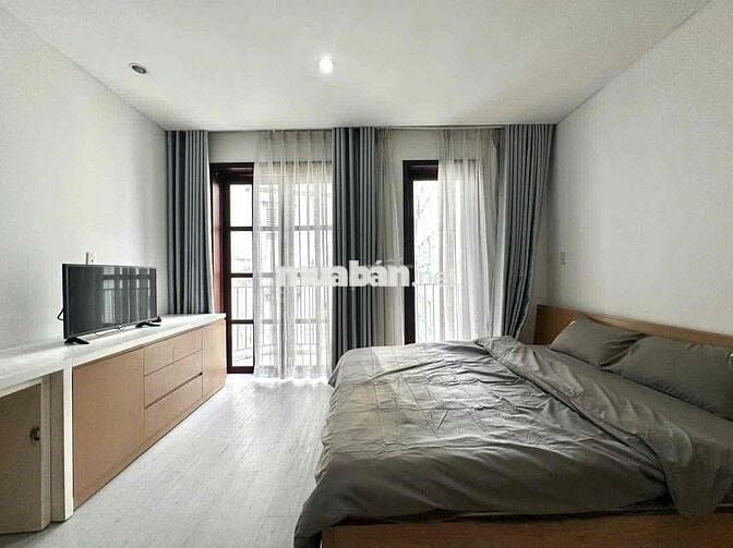 Phòng Ban Công Xa Bếp Phan Xích Long Phú Nhuận Gần Trường Sa Cầu Kiệu