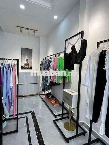 MT NGUYỄN HỒNG ĐÀO, P14, TÂN BÌNH