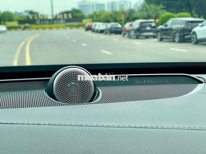 Volvo XC90 ultimate B6 Awd đen/nâu dki 2024