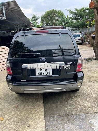 Ford Escape 2004 Đen