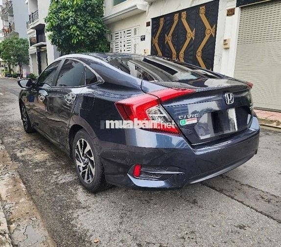 Civic 2018 1.8 - 42000 km Full Bảo Dưỡng