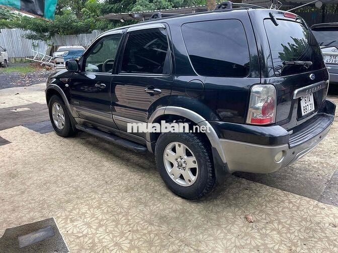 Ford Escape 2004 Đen