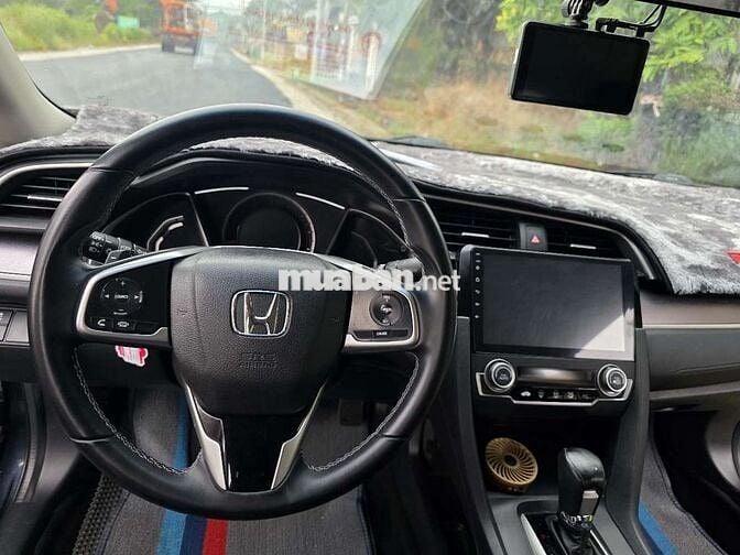 Civic 2018 1.8 - 42000 km Full Bảo Dưỡng