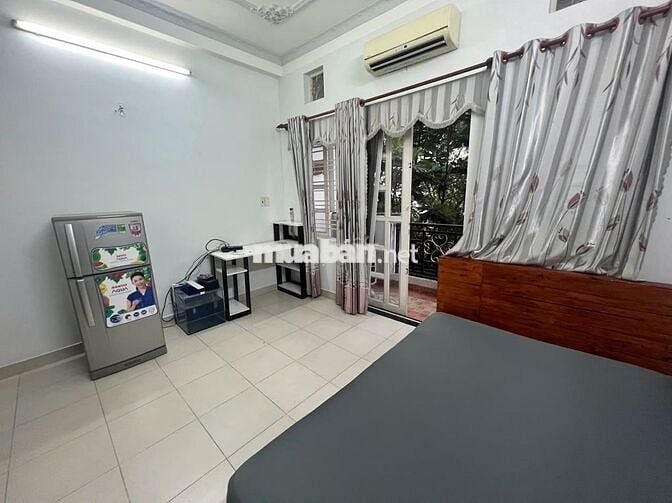 STUDIO NHỎ XINH NGAY VINCOM NGUYỄN XÍ - FULL NT - BAN CÔNG RIÊNG