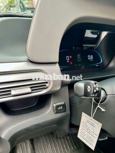 Hyundai Stargazer 2022 Cao cấp Trắng