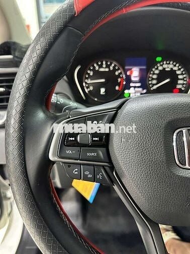 Honda City 2024 L 1.5 AT - 27000 km