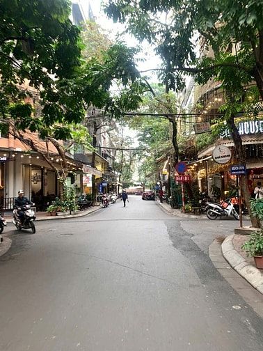 Bán nhà mặt ngõ Mễ Trì Thượng: DT 50M2, 6T, Lô góc, ÔTô,KD Gía 18.5 Tỷ