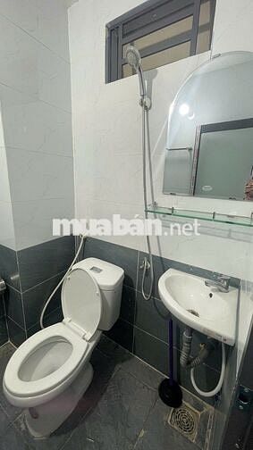 Mặt Bằng Kinh Doanh Quận 1 , 32m2, Cầu Nguyễn Văn Cừ