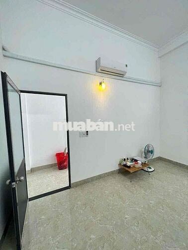 Khu dân cư Long Hậu Nam Sài Gòn đông đúc. Gần khu công nghiệp Long Hậu