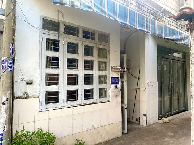 Cần cho thuê nhà nội thất đầy đủ giá rẻ ngay ngã tư ga(k nhận mô giới)