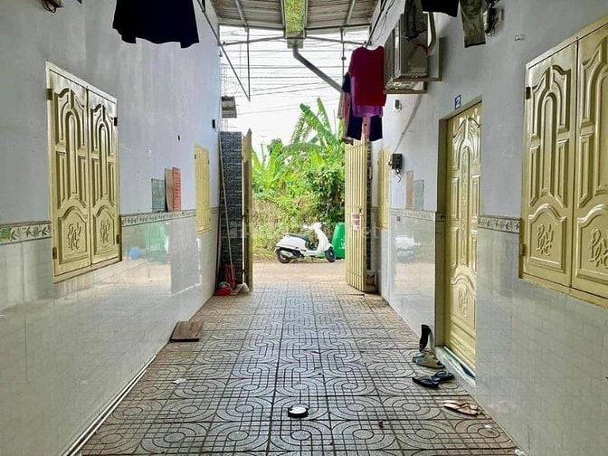 Ngộp bán gấp dãy trọ 10p ngay KCN Trảng Bàng, 200m2, giá 970 Tr, Shr