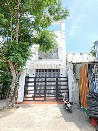 Khu dân cư Long Hậu Nam Sài Gòn đông đúc. Gần khu công nghiệp Long Hậu