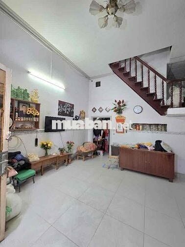 Trương Đăng Quế - Giáp Phú Nhuận – 43m2(4x11) – nhà cũ tiện cãi tạo