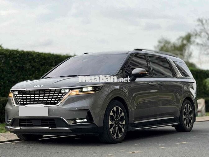 Kia Carnival 2023 Signature 2.2D - sơn zin 100% xe