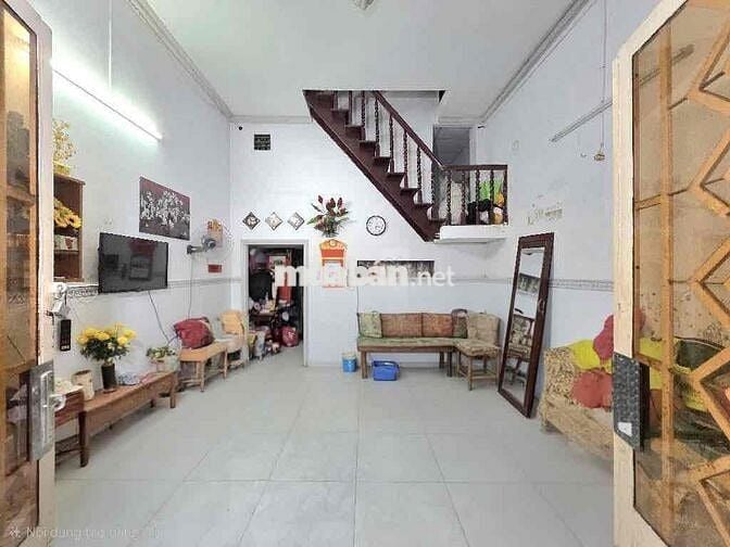 Trương Đăng Quế - Giáp Phú Nhuận – 43m2(4x11) – nhà cũ tiện cãi tạo