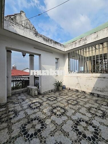 Bán gấp nhà 3 tầng, 4PN, 3WC, 167,5 m2 sàn tại HBC, Thủ Đức, 7,1 tỷ