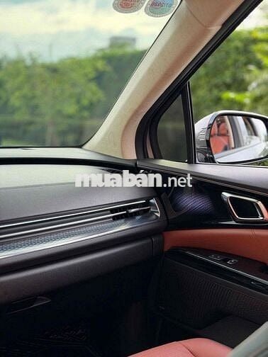 Kia Carnival 2023 Signature 2.2D - sơn zin 100% xe