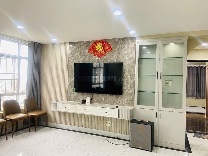 Chỉ với 22 triệu có ngay căn duplex 6PN, full nội thất, liền kề Quận 5