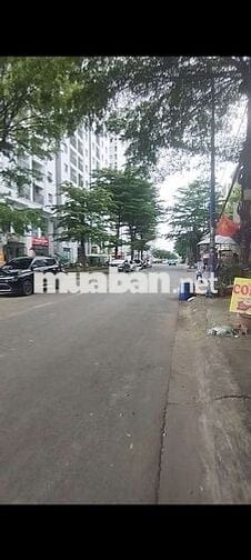 Chỗ gửi Bán căn nhà mặt tiền khu dân cư 38 ha 4,5 x 20 một trệt ba lầu