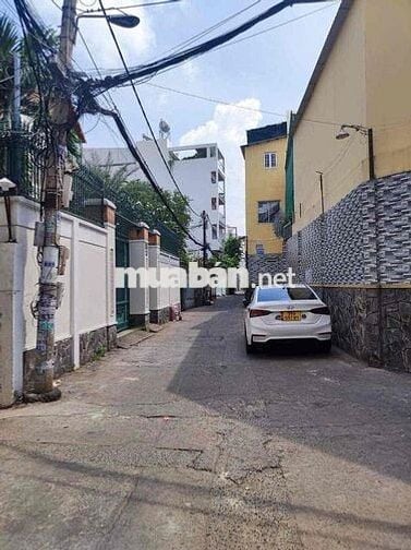 bán nhà Lê Quang Định - 46m2 3 PN - 2 Tầng kế hẻm xe hơi 5.48tỷ