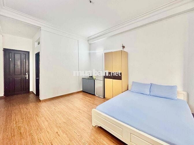 Căn Hộ Ban Công Y Hình 100% Mới Nội Thất Đầy Đủ Công Viên Gia Định