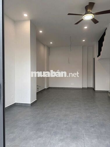 Bán nhà riêng tại Tô Ngọc Vân, 6,8 tỷ, 100m2 sàn, view đẹp