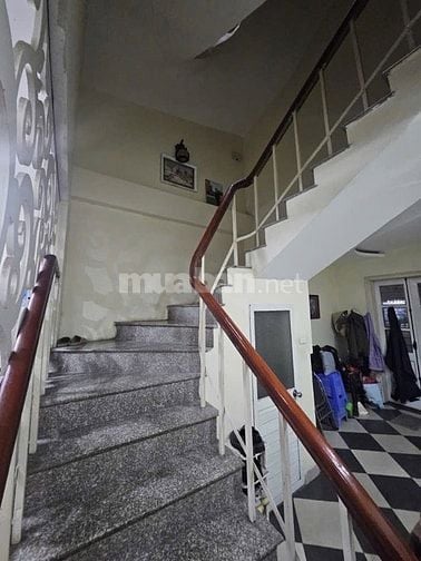 Bán gấp nhà 4 tầng Ngọc Hà Ba Đình 8,15 tỷ