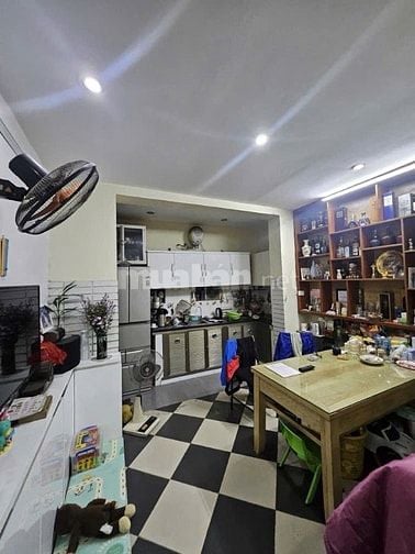 Bán gấp nhà 4 tầng Ngọc Hà Ba Đình 8,15 tỷ