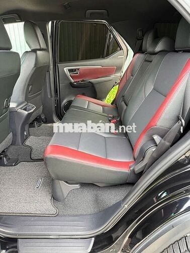 Toyota Fortuner Legender 2025 2.4L 4x2 AT