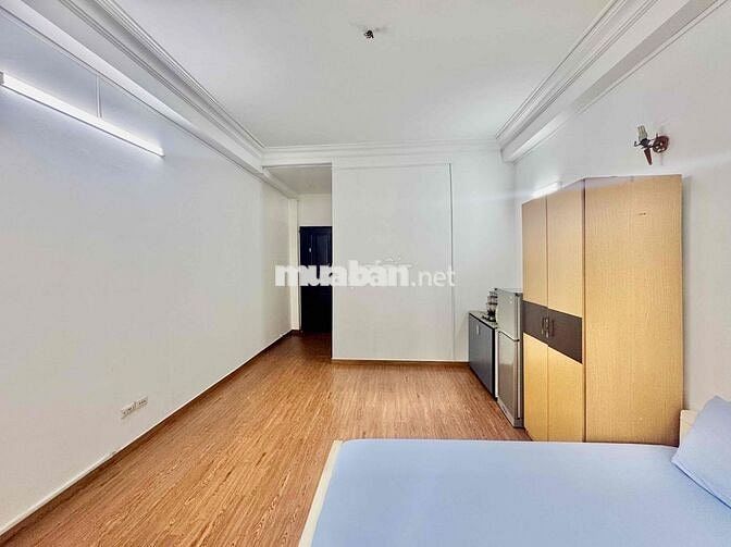 Căn Hộ Ban Công Y Hình 100% Mới Nội Thất Đầy Đủ Công Viên Gia Định