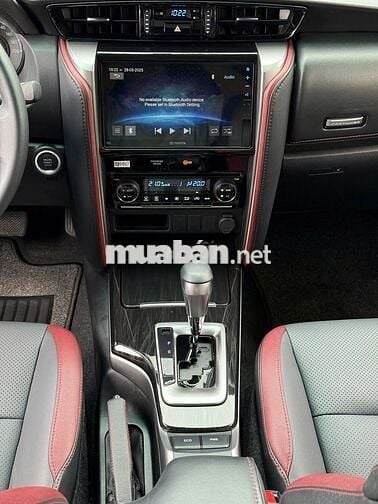 Toyota Fortuner Legender 2025 2.4L 4x2 AT