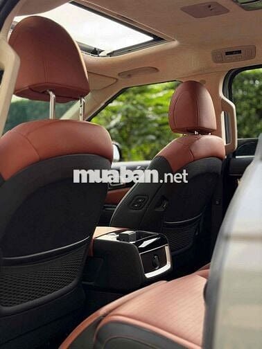 Kia Carnival 2023 Signature 2.2D - sơn zin 100% xe