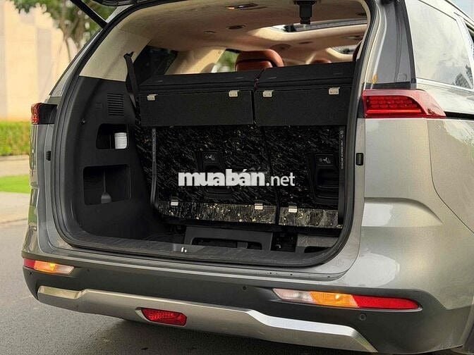 Kia Carnival 2023 Signature 2.2D - sơn zin 100% xe