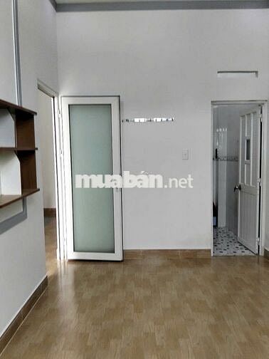 NHÀ GIÁ RẺ GẦN NGAY CHỢ TÂN LONG 100M2/ 1 TỶ 250TR ĐANG THUÊ 6TR/ TH