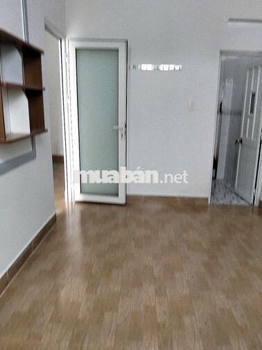 NHÀ GIÁ RẺ GẦN NGAY CHỢ TÂN LONG 100M2/ 1 TỶ 250TR ĐANG THUÊ 6TR/ TH