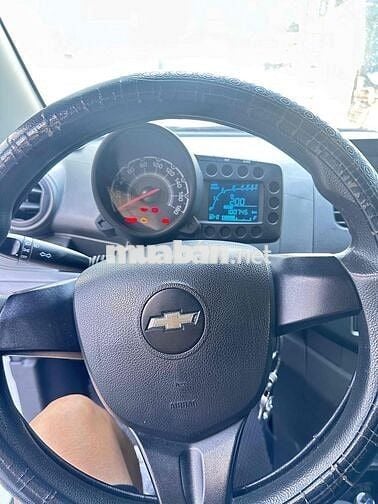 Chevrolet Spark 2012 Trắng 100745 km