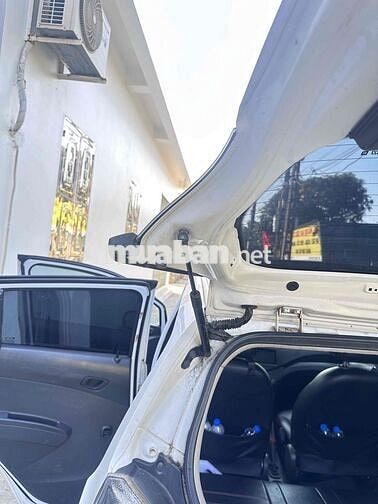 Chevrolet Spark 2012 Trắng 100745 km