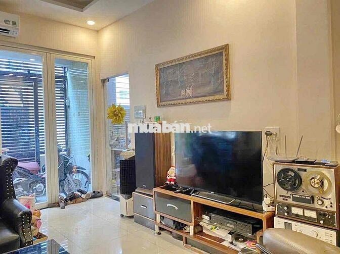 Bán nhà hẻm 37 Trần Văn Khánh Quận 7