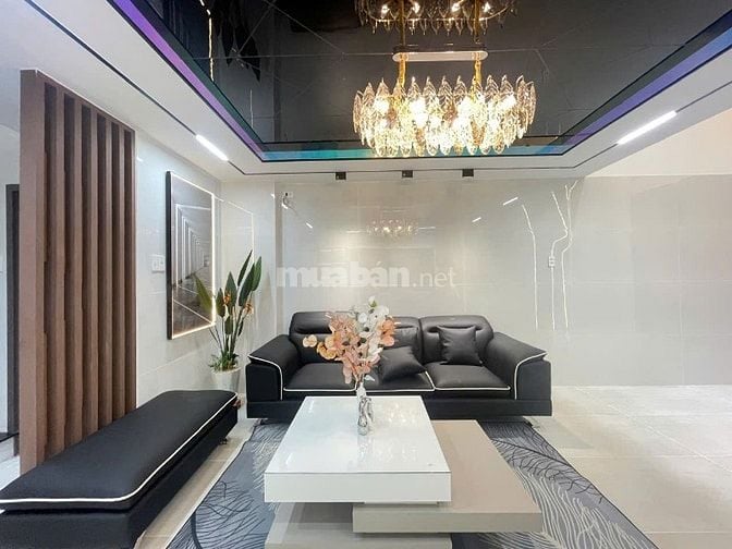 Hẻm ô tô 8m đường LẠC LONG QUẬN Q11, 5 tầng, 4PN, 4WC, thang máy 450kg