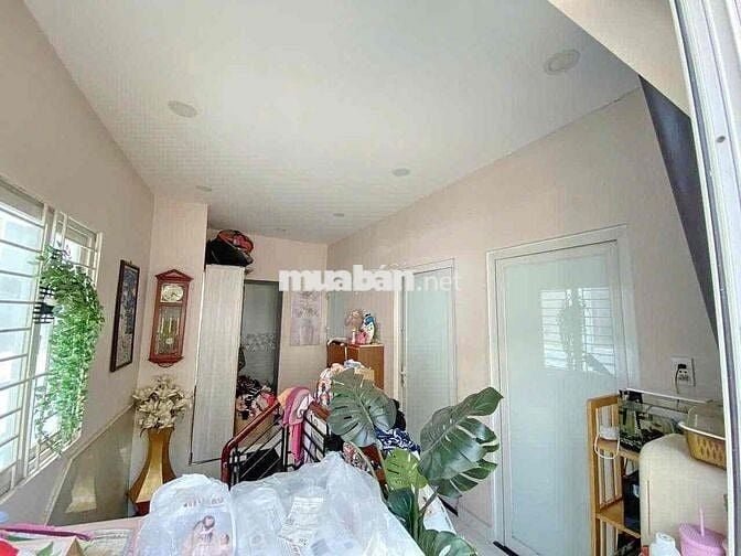 Bán nhà hẻm 37 Trần Văn Khánh Quận 7