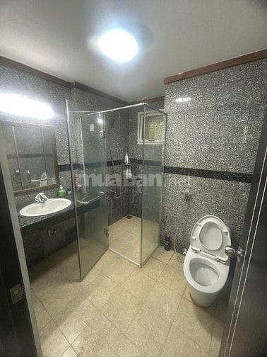 Chỉ với 22 triệu có ngay căn duplex 6PN, full nội thất, liền kề Quận 5