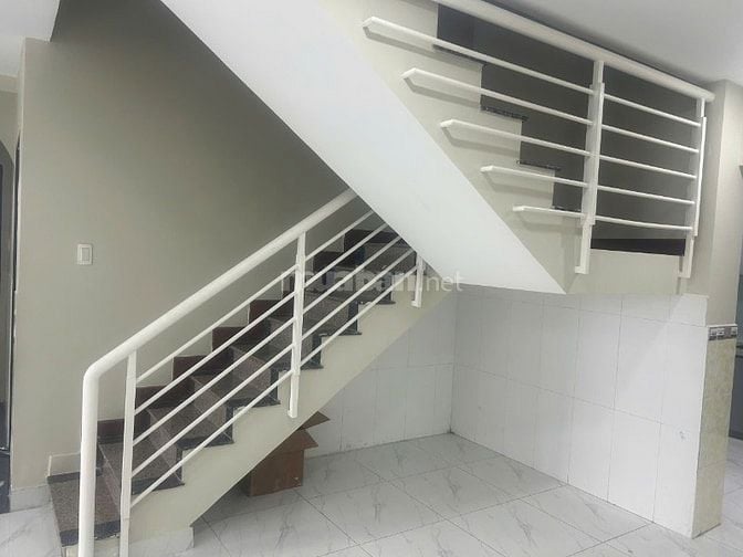 Chỉ với 22 triệu có ngay căn duplex 6PN, full nội thất, liền kề Quận 5