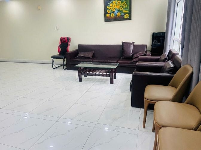 Chỉ với 22 triệu có ngay căn duplex 6PN, full nội thất, liền kề Quận 5