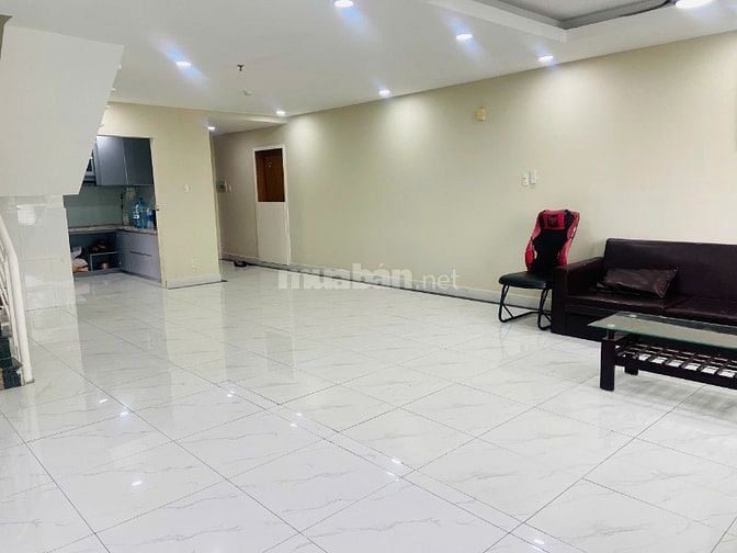 Chỉ với 22 triệu có ngay căn duplex 6PN, full nội thất, liền kề Quận 5