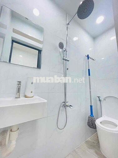 Phan văn Trị p 11 -Q Bình Thạnh-18m2-2tang -2pn-2wc Giá tiền 2.5 tỷ