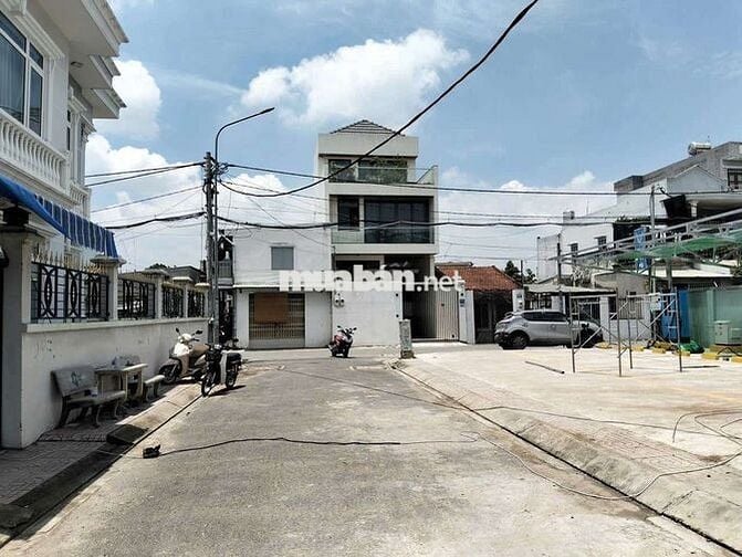 BÁN LÔ ĐẤT HIẾM HXH _DT: 79,4M² _ ĐƯỜNG PHẠM VĂN ĐỒNG _P. LINH TÂY _DT