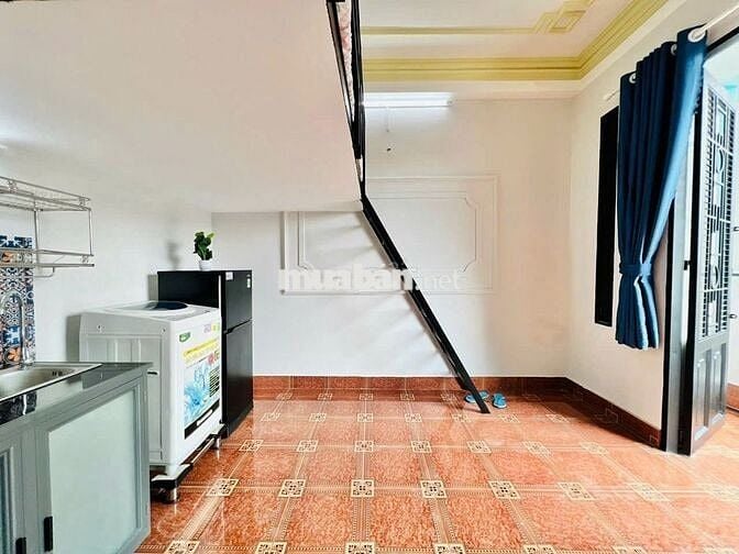 DUPLEX BAN CÔNG MÁY GIẶT RIÊNG GẦN ĐẠI LỘ VÕ VĂN KIỆT