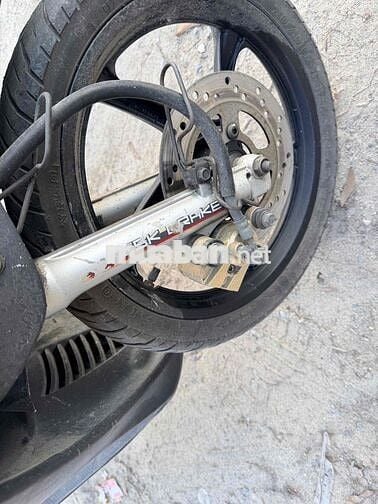 e bán xe ga mio nhỏ gọn dei rất tốt ạ giá rẻ nhé