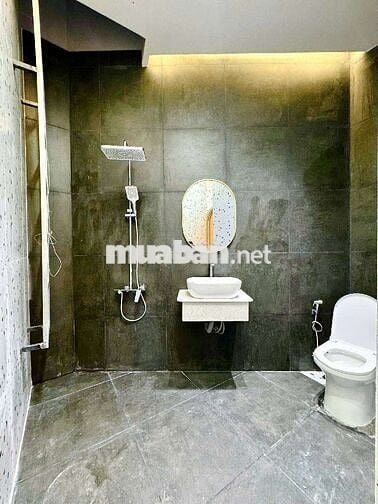 Nhà mặt tiền kinh doanh 3 phòng ngủ full nội thất đường Phạm Văn Chiêu